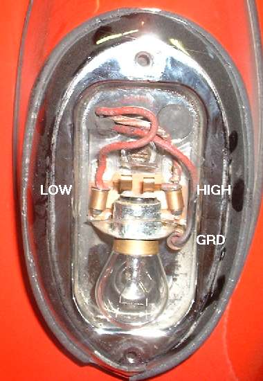 Dual filament light assembly