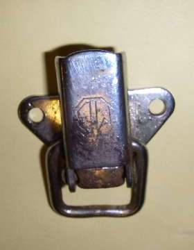 original MG logo center latch